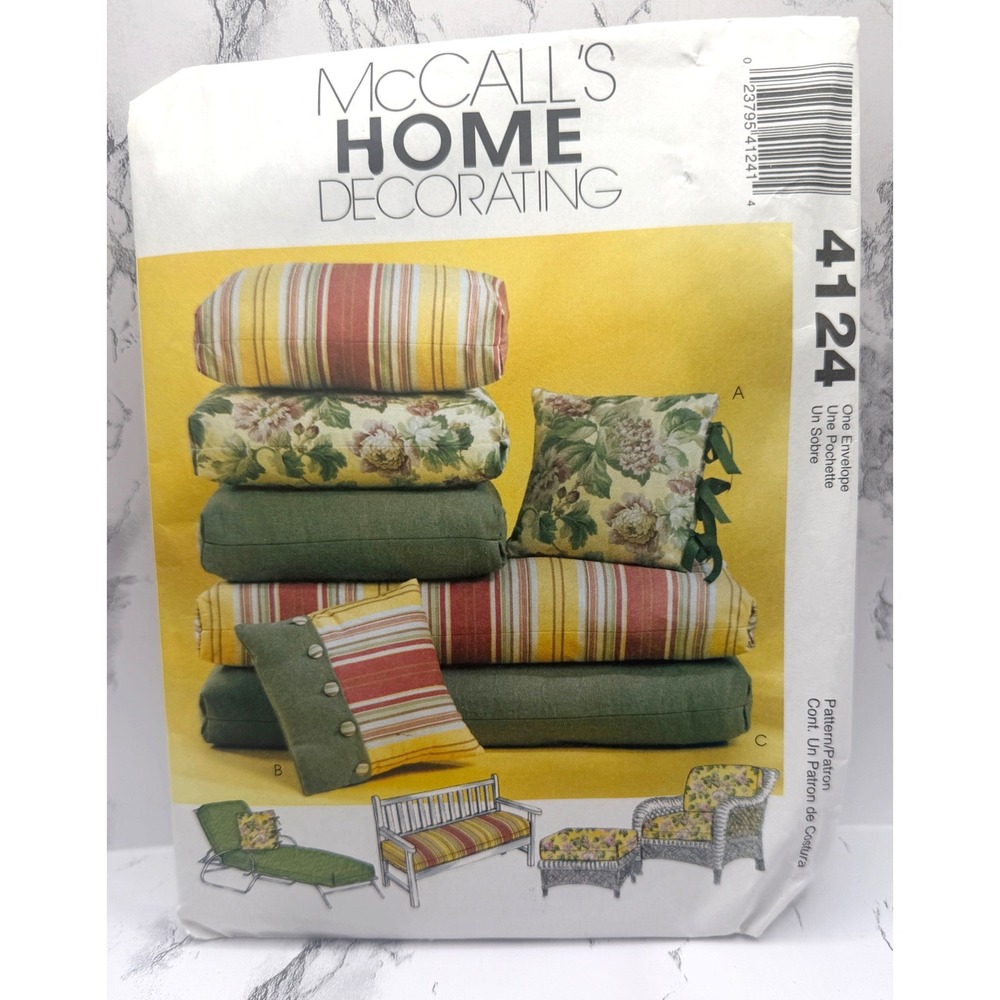 McCalls 4124 Home Decorating The Great Outdoors Cushion Sewing Pattern Uncut